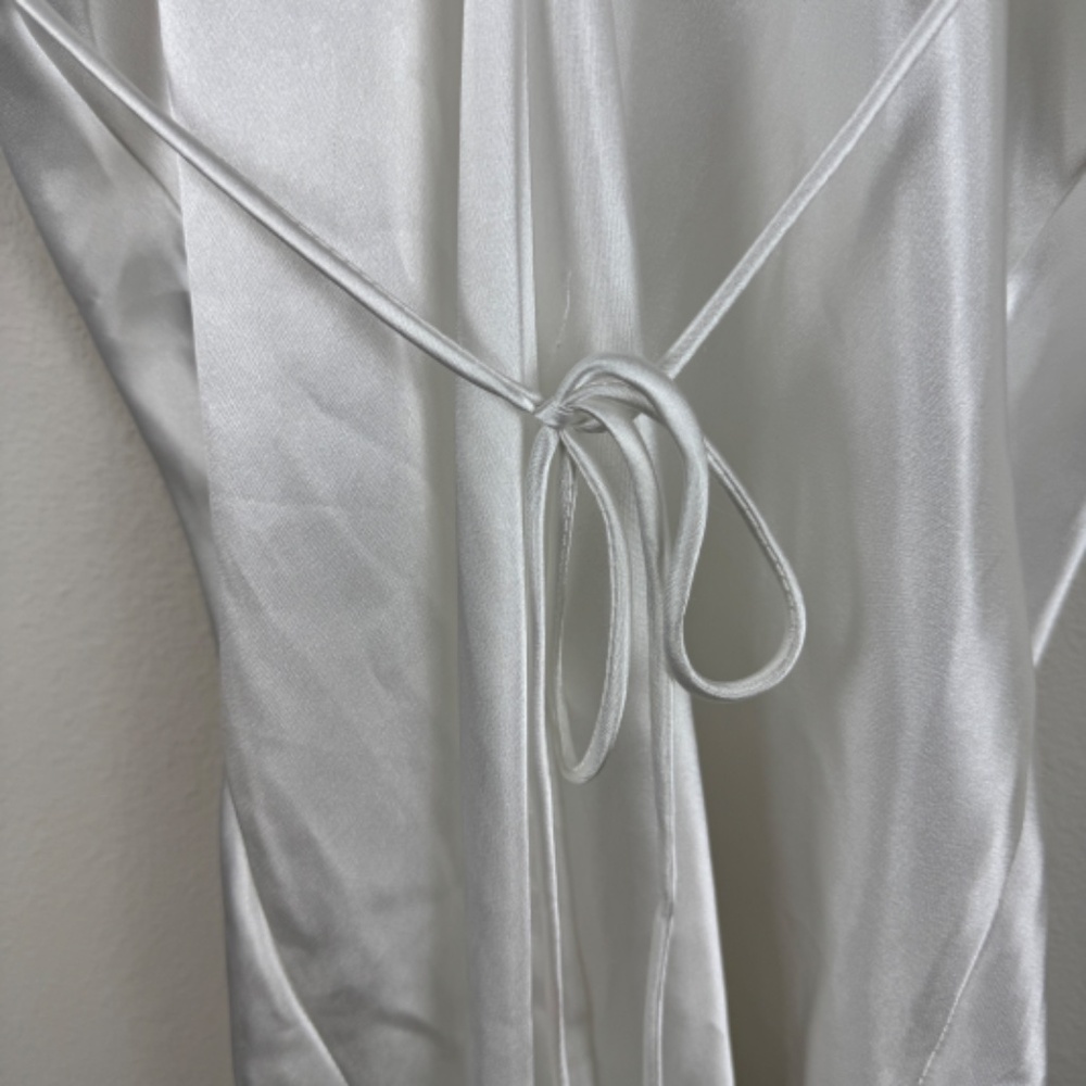 LINEA DONATELLA Chemise White Beaded Nightgown Wedding Romantic / Size Medium - Picture 9 of 12